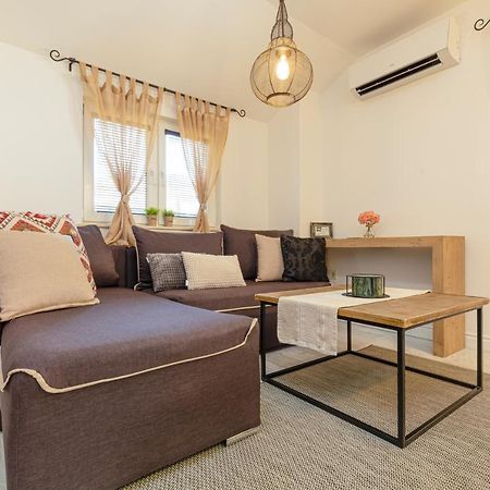 Stylish 1Bd Flat With A Terrace Near The Centre Of Plovdiv By Flat Mаnager Daire Dış mekan fotoğraf